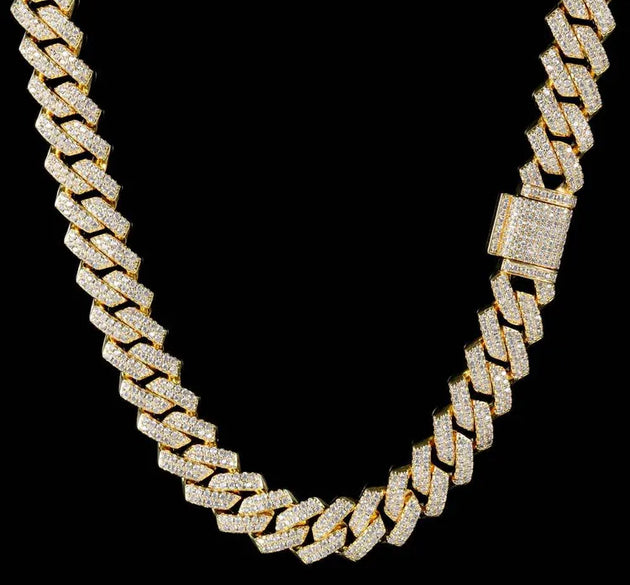 💎 Premium Diamond Cut Chain – Elegance That Shines Every Day